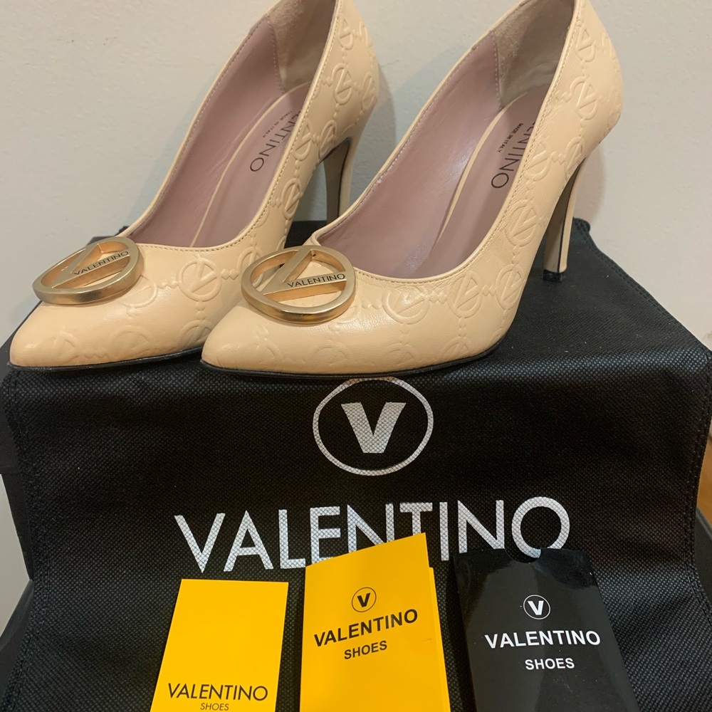 Mario Valentino Cream Women's Heels